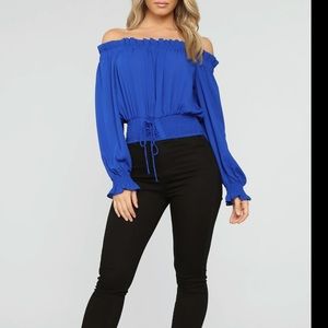 Elegance Off Shoulder Top Royal